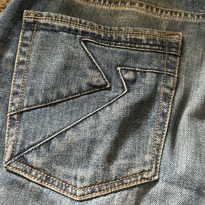 Men's Blue Denim Jeans - Cool Pocket designs, Stitching, and wash